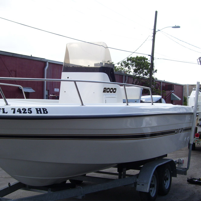 Front view of the fiberglass repair. - Century Boat Fiberglass Repair 04
